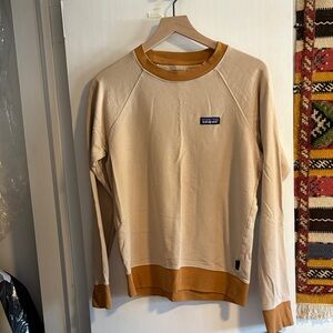 Patagonia pull over